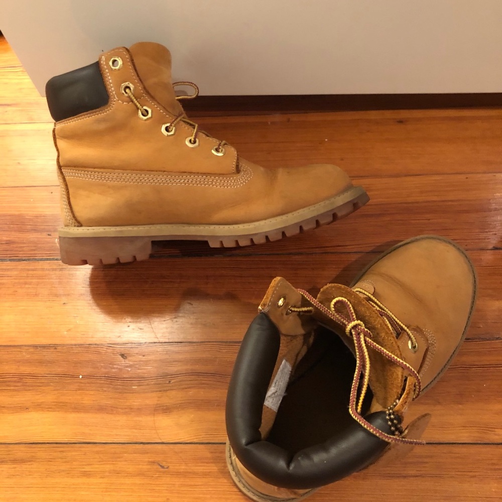 Used Timberland Boots - Picture 5 of 6
